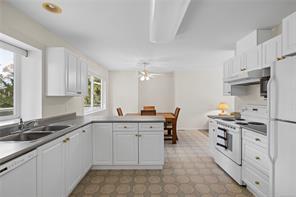 1024 Centre Cres — listing photo 14 of 52