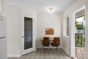 1024 Centre Cres — listing photo 15 of 52