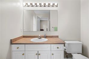 1024 Centre Cres — listing photo 22 of 52