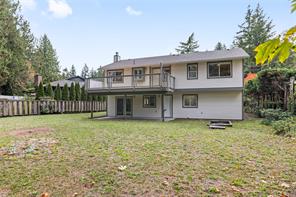 1024 Centre Cres — listing photo 34 of 52