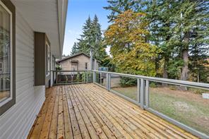 1024 Centre Cres — listing photo 40 of 52