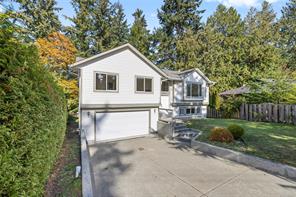 1024 Centre Cres — listing photo 41 of 52
