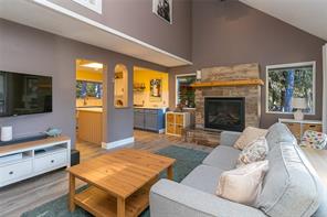2335 Ravenhill Rd — listing photo 15 of 47