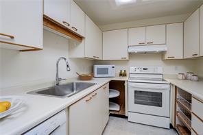 203-1120 Fairfield Rd — listing photo 14 of 29
