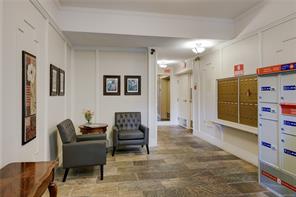 203-1120 Fairfield Rd — listing photo 24 of 29