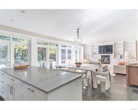 300 Sunningdale Rd — listing photo 21 of 54