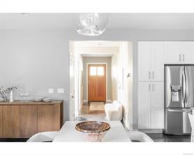 300 Sunningdale Rd — listing photo 27 of 54