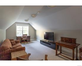 300 Sunningdale Rd — listing photo 43 of 54