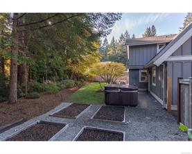300 Sunningdale Rd — listing photo 51 of 54