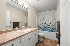 3351 Coniston Cres — listing photo 16 of 27