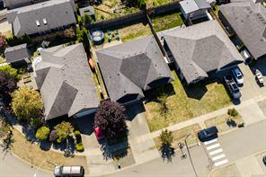 3351 Coniston Cres — listing photo 23 of 27