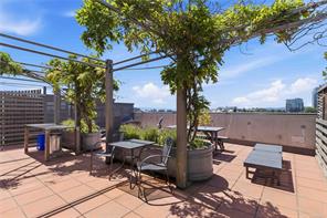 117-409 Swift St — listing photo 25 of 46