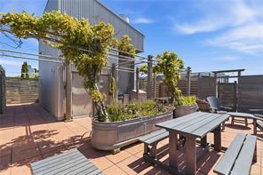 117-409 Swift St — listing photo 26 of 46