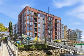 117-409 Swift St — listing photo 30 of 46