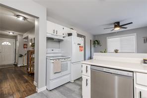 628 Nova St — listing photo 14 of 33
