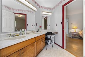 365 Panorama Cres — listing photo 28 of 76