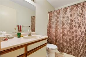 365 Panorama Cres — listing photo 45 of 76