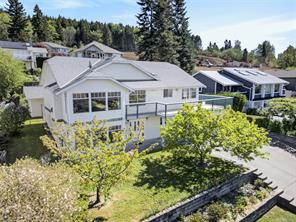 365 Panorama Cres — listing photo 49 of 76