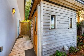 7844 Ships Point Rd — listing photo 20 of 43