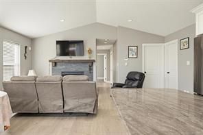 100 Carlo Pl — listing photo 26 of 59