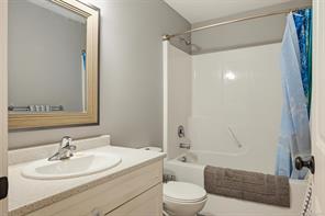 100 Carlo Pl — listing photo 37 of 59
