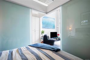 327-770 Fisgard St — listing photo 13 of 36