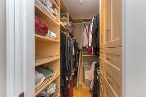 878 Denford Cres — listing photo 19 of 57