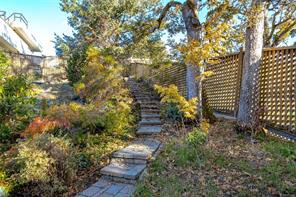 878 Denford Cres — listing photo 50 of 57