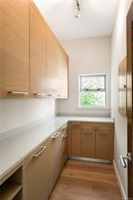 5039 Cordova Bay Rd — listing photo 24 of 71
