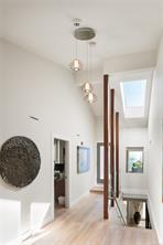 5039 Cordova Bay Rd — listing photo 27 of 71