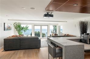 5039 Cordova Bay Rd — listing photo 45 of 71