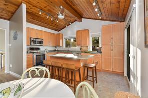 7043 Bickstan Pl — listing photo 14 of 85