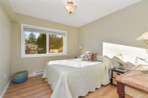 7043 Bickstan Pl — listing photo 26 of 85
