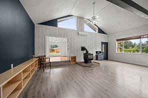 885 Lanqvist Rd — listing photo 16 of 99