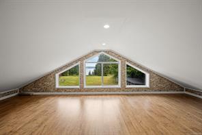 885 Lanqvist Rd — listing photo 34 of 99