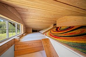 885 Lanqvist Rd — listing photo 37 of 99