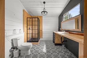 885 Lanqvist Rd — listing photo 44 of 99