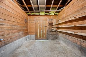 885 Lanqvist Rd — listing photo 51 of 99