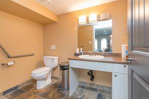 640 Esplanade Ave — listing photo 37 of 46