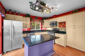 12-118 Aldersmith Pl — listing photo 18 of 70