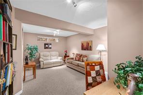 12-118 Aldersmith Pl — listing photo 36 of 70