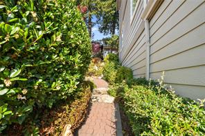12-118 Aldersmith Pl — listing photo 45 of 70