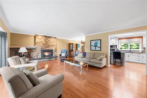 4904 Bellcrest Pl — listing photo 13 of 33