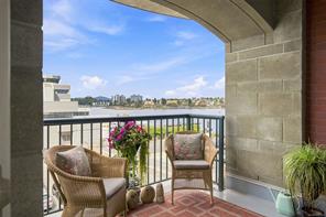 414-21 Dallas Rd — listing photo 17 of 42