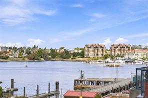 414-21 Dallas Rd — listing photo 19 of 42
