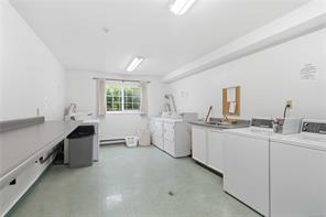 314-3235 Quadra St — listing photo 15 of 15