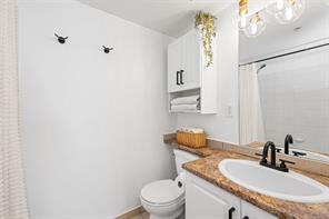 409-520 Dunedin St — listing photo 17 of 41