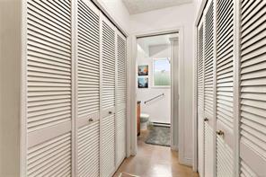 10189 West Saanich Rd — listing photo 18 of 43