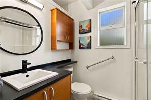 10189 West Saanich Rd — listing photo 19 of 43