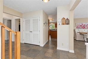 10189 West Saanich Rd — listing photo 31 of 43